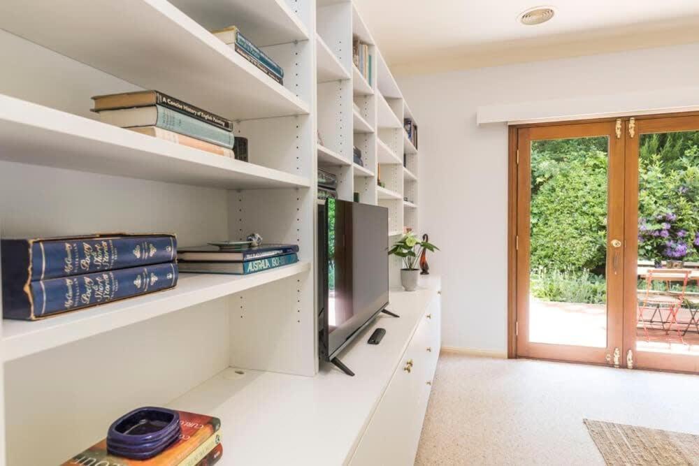 3 Bdrm 2 Bthrm House Close To Canberra Cbd & Anu Exterior foto